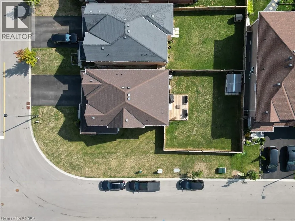 2 ATTLEBERY Crescent