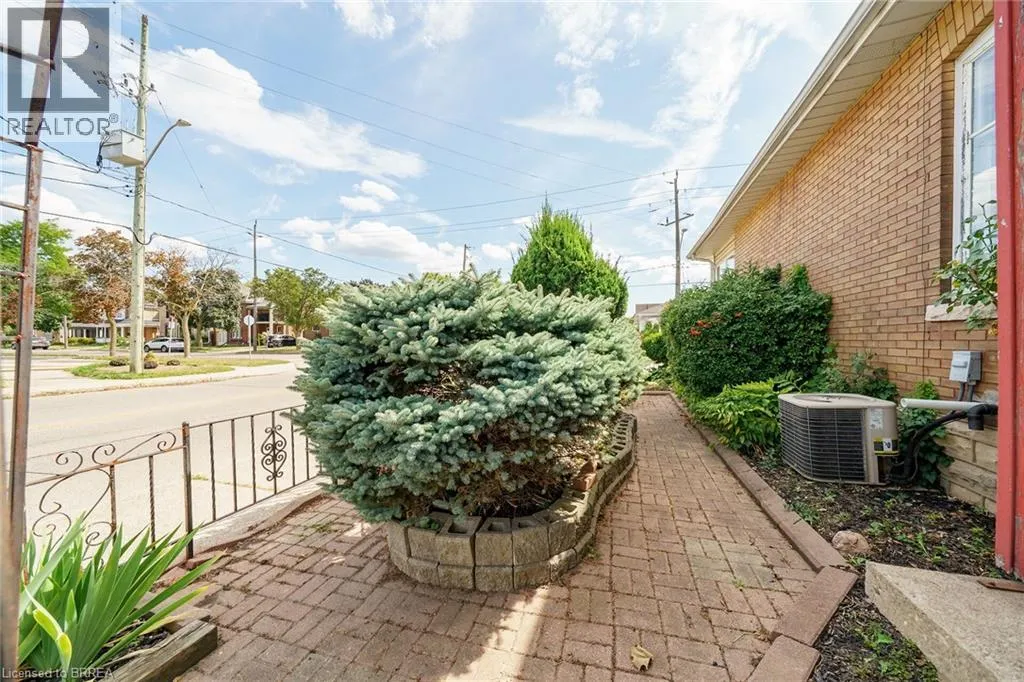 88 EAST Avenue