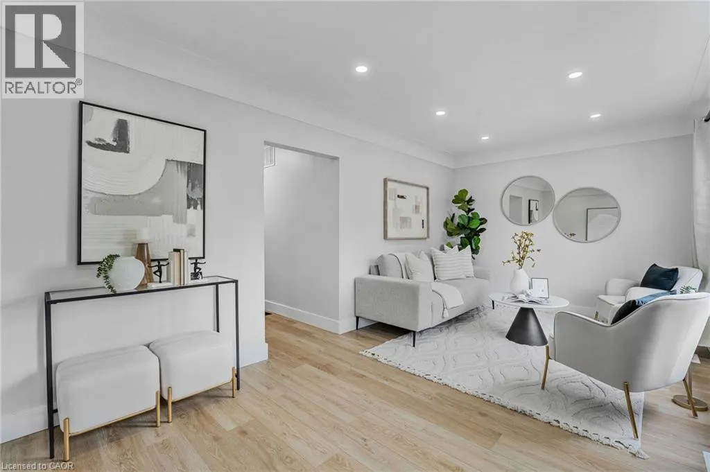 319 EAST 28TH Street