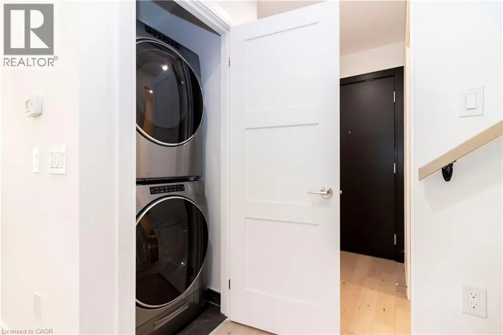 5 WELLINGTON Street S Unit# 102, #102