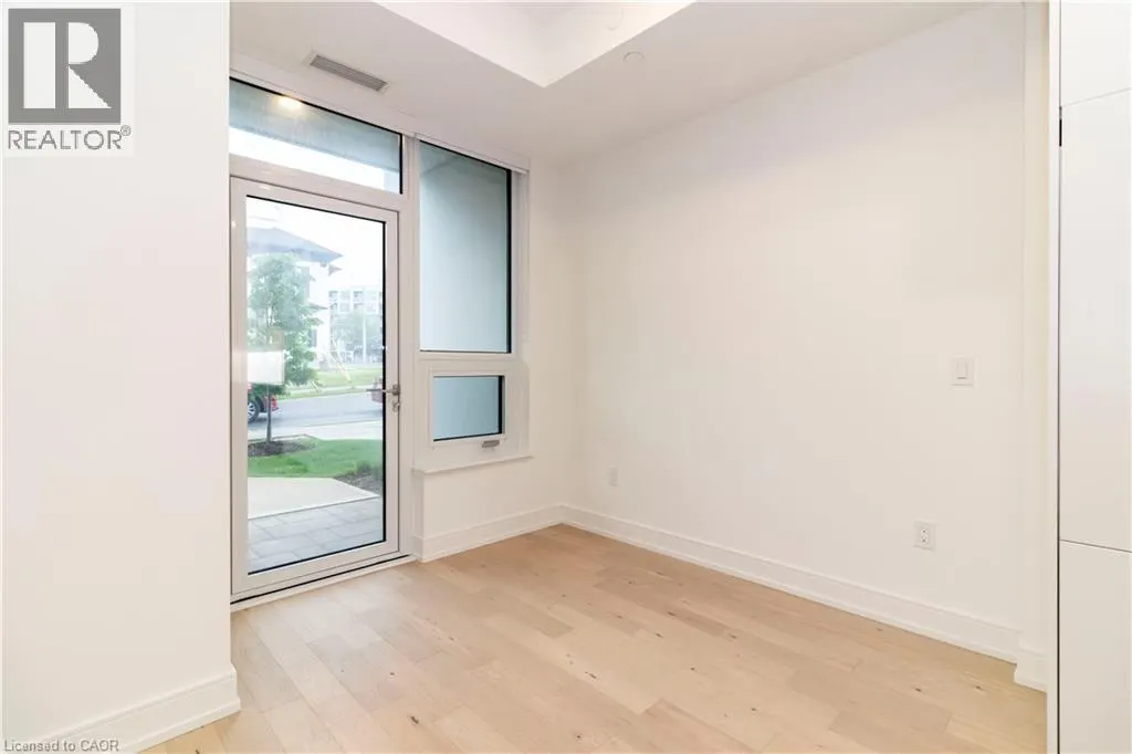 5 WELLINGTON Street S Unit# 102, #102
