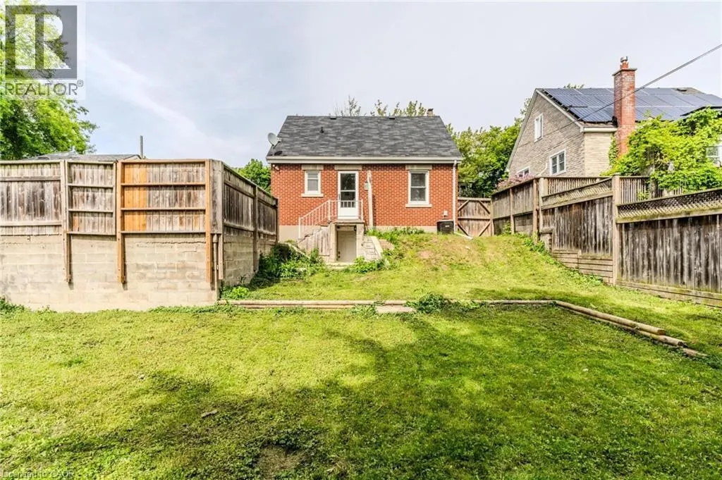 94 BEECH Avenue