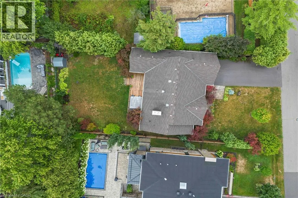 2073 DERAMORE Drive