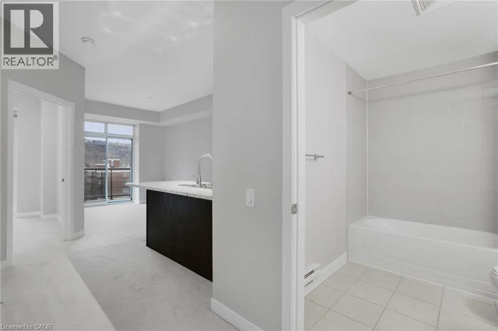 85 ROBINSON Street Unit# 702, #702