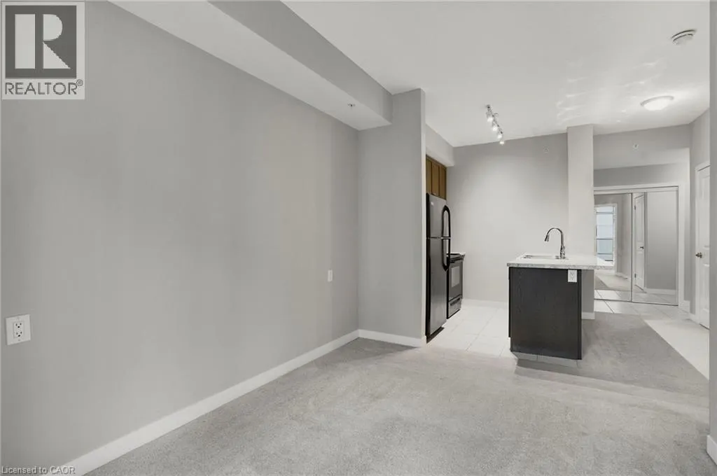 85 ROBINSON Street Unit# 702, #702
