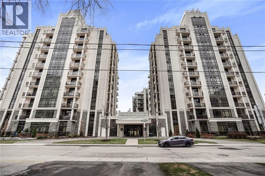 85 ROBINSON Street Unit# 702, #702