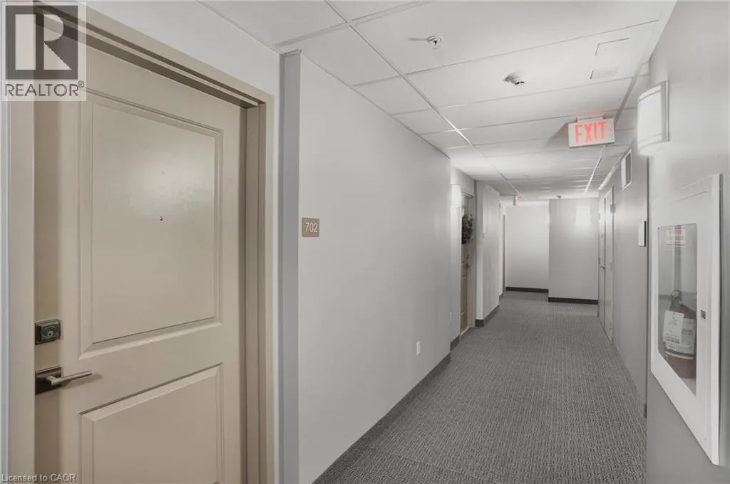 85 ROBINSON Street Unit# 702, #702