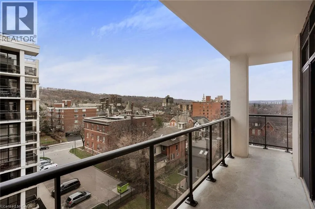 85 ROBINSON Street Unit# 702, #702