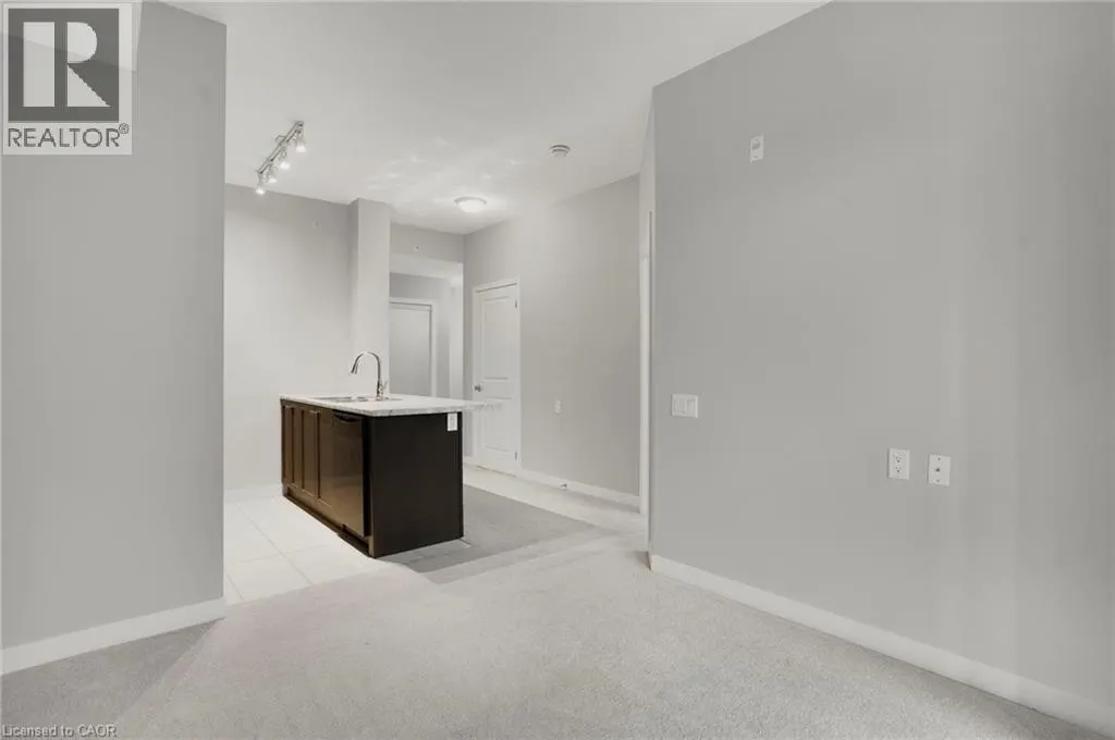 85 ROBINSON Street Unit# 702, #702