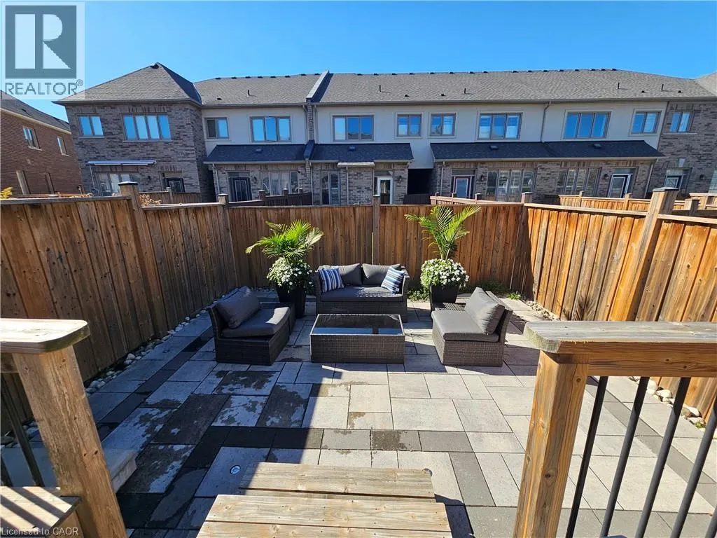 7 LADY EVELYN Crescent
