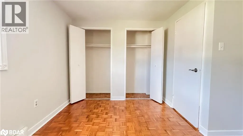 160 JANSEN Avenue Unit# 32, #32