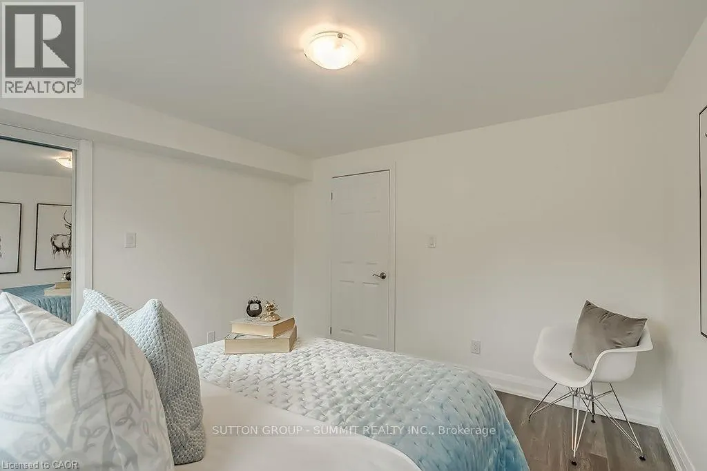 16 UPPER CANADA Drive Unit# Main, #Main