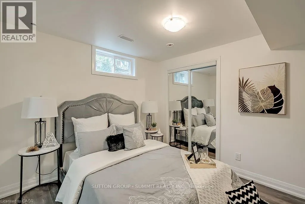 16 UPPER CANADA Drive Unit# Main, #Main