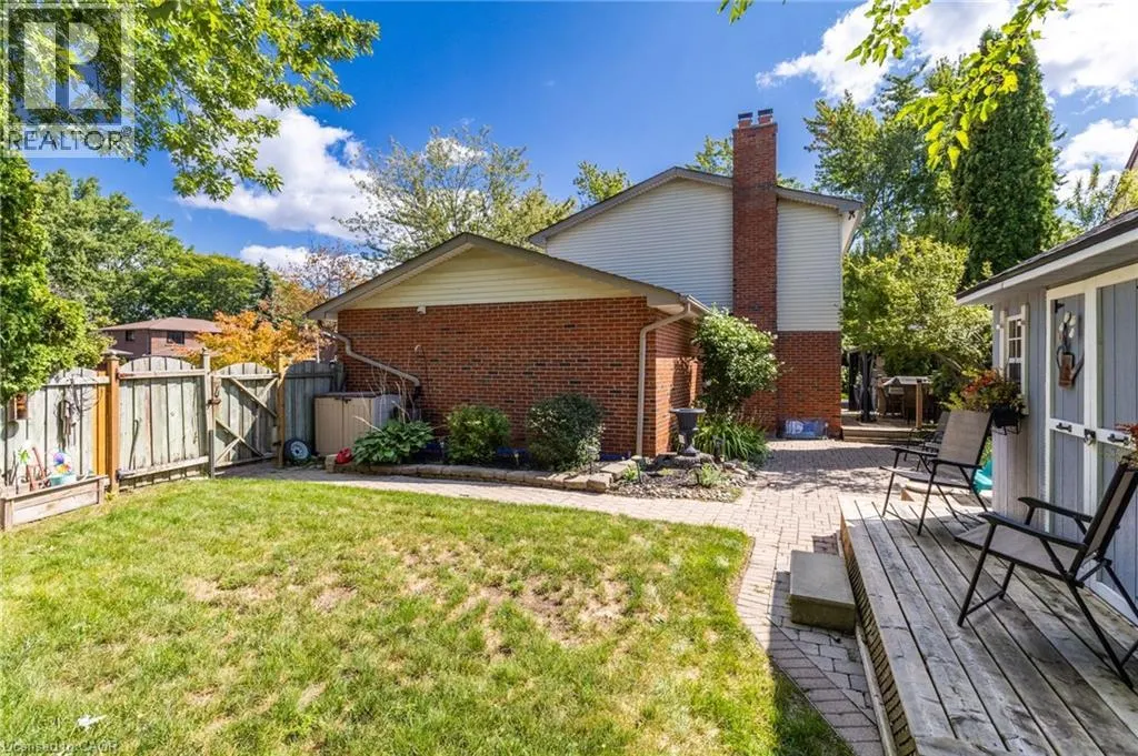 1580 WOODEDEN Drive