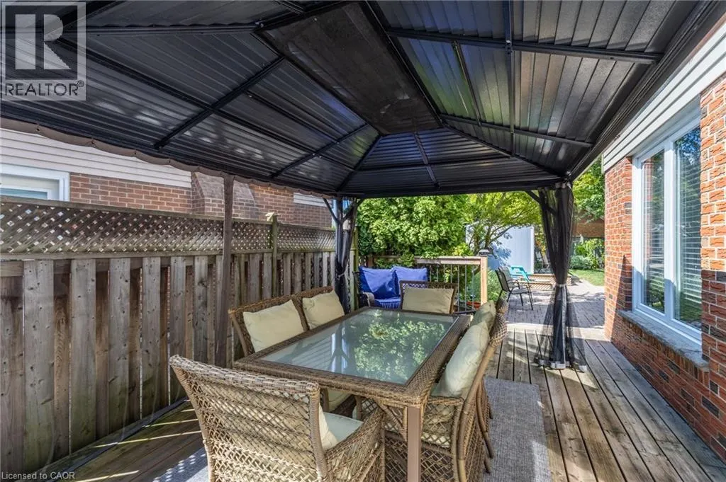 1580 WOODEDEN Drive