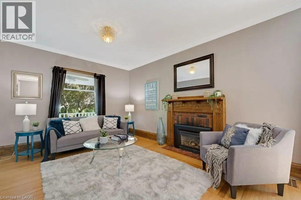 66 BRANT Road S