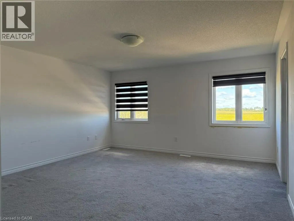 2 MACKENZIE STREET