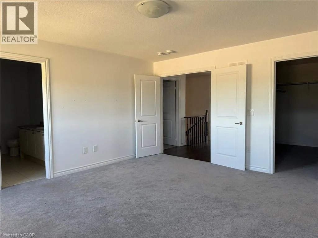 2 MACKENZIE STREET