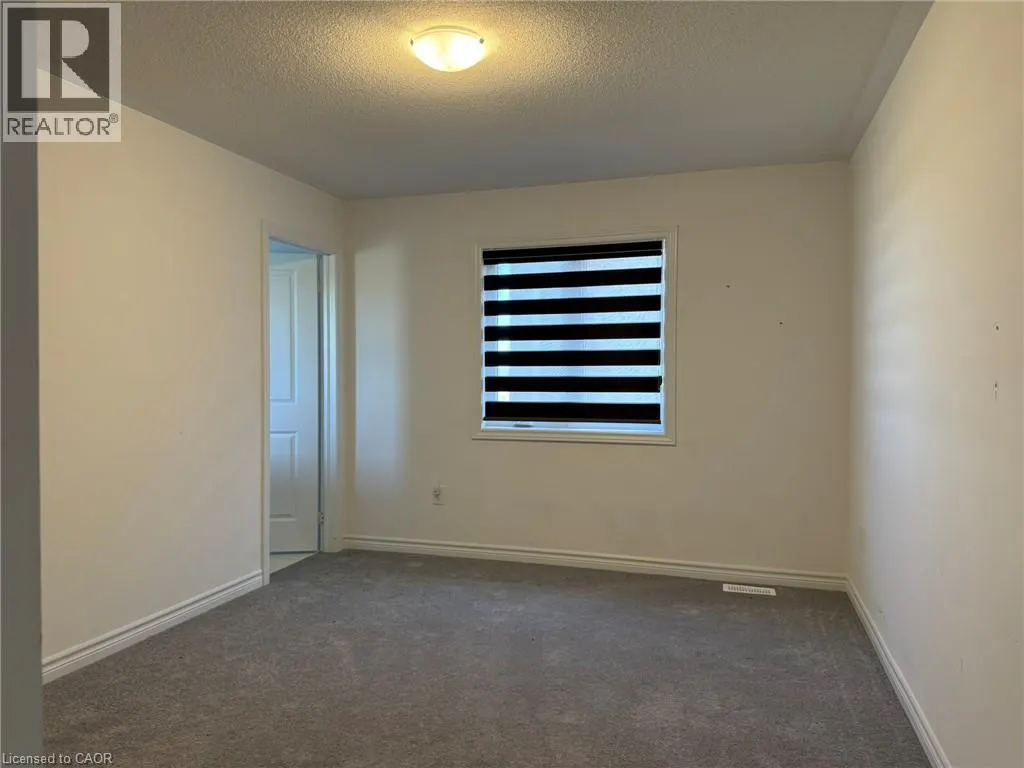 2 MACKENZIE STREET