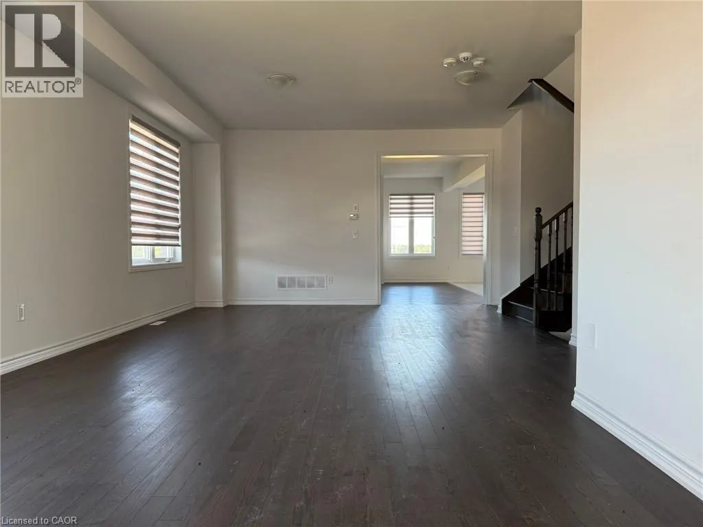 2 MACKENZIE STREET