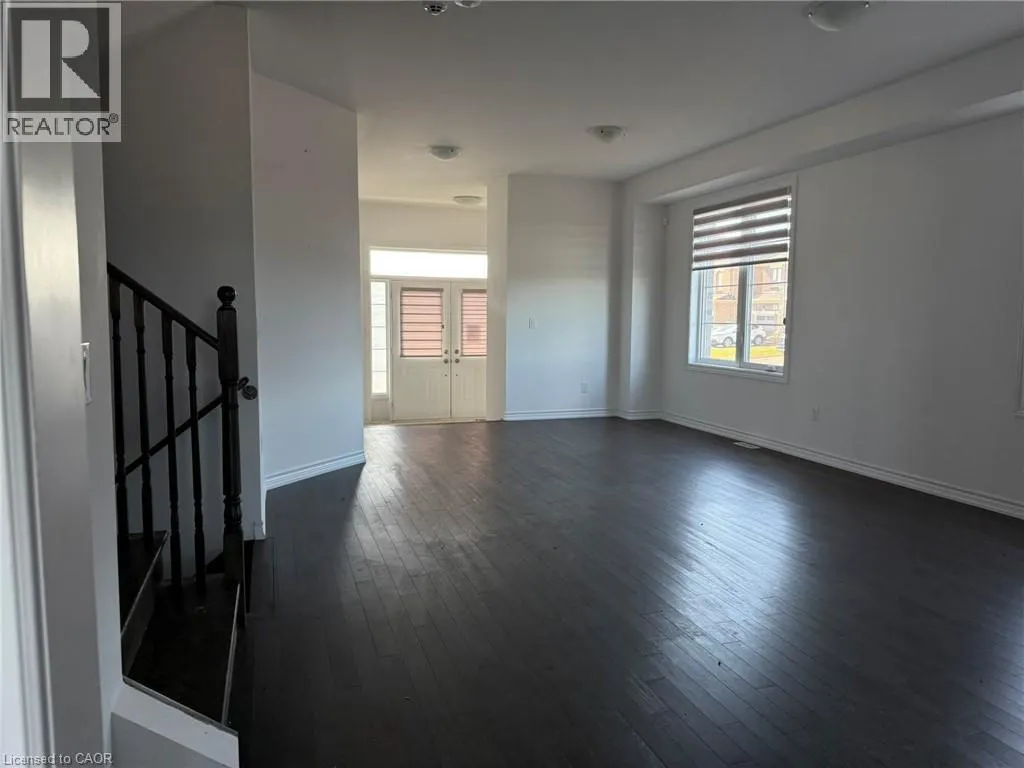 2 MACKENZIE STREET