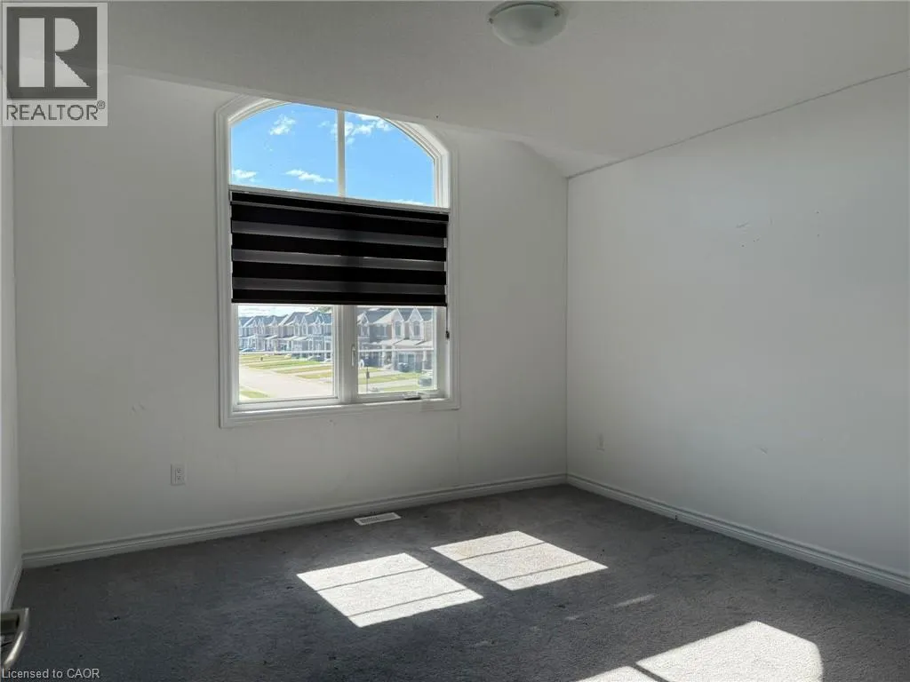 2 MACKENZIE STREET