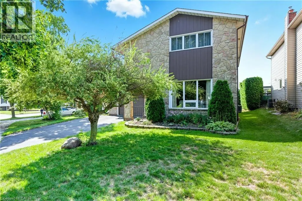 3149 MICHAEL Crescent