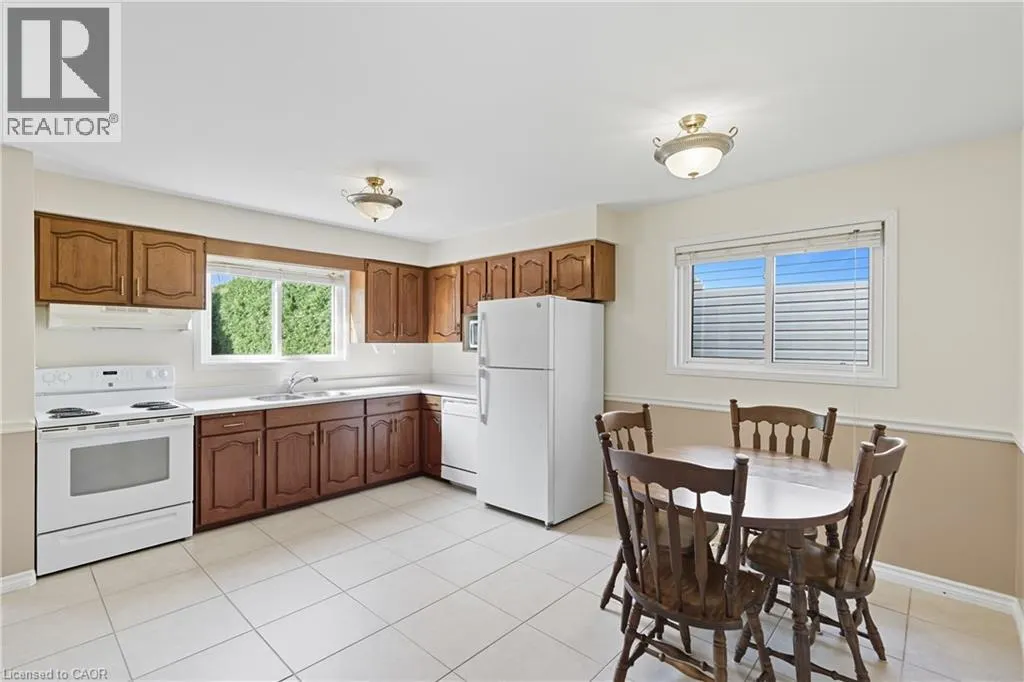 3149 MICHAEL Crescent