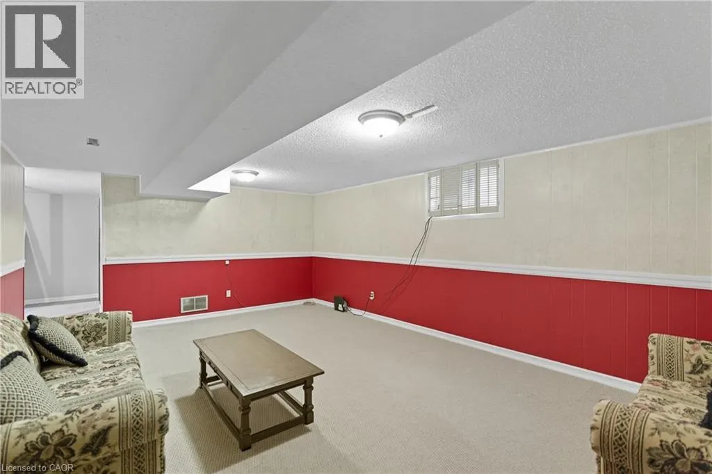 3149 MICHAEL Crescent