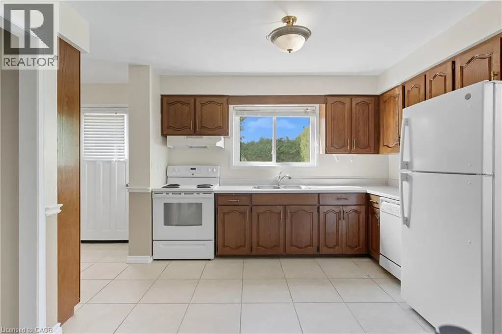 3149 MICHAEL Crescent
