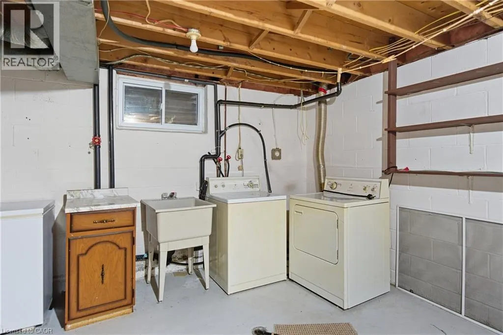 3149 MICHAEL Crescent