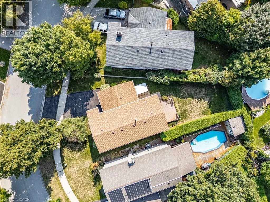 3149 MICHAEL Crescent