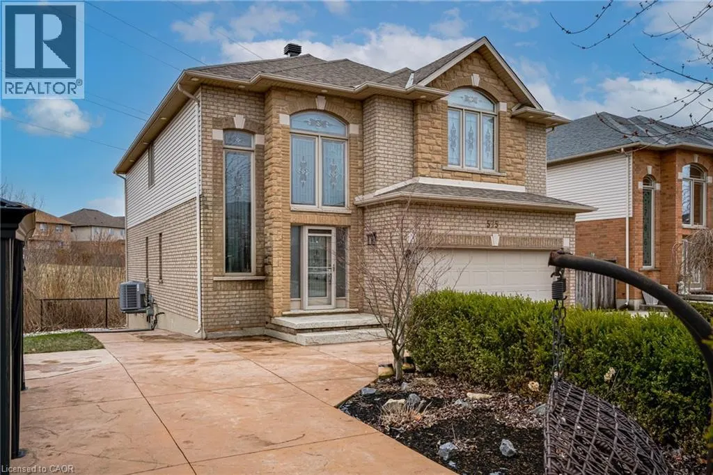 575 STONEHENGE Drive