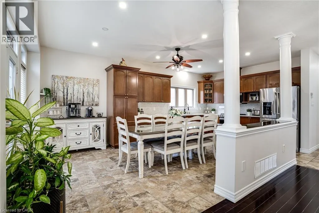 575 STONEHENGE Drive