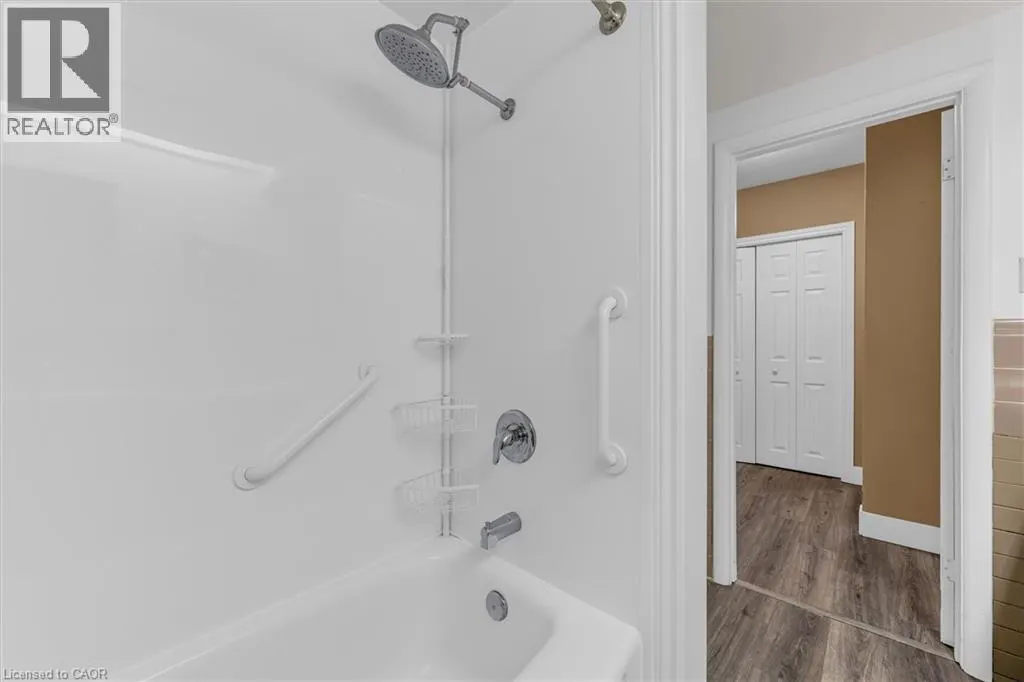510 QUEENSTON Road Unit# 306, #306