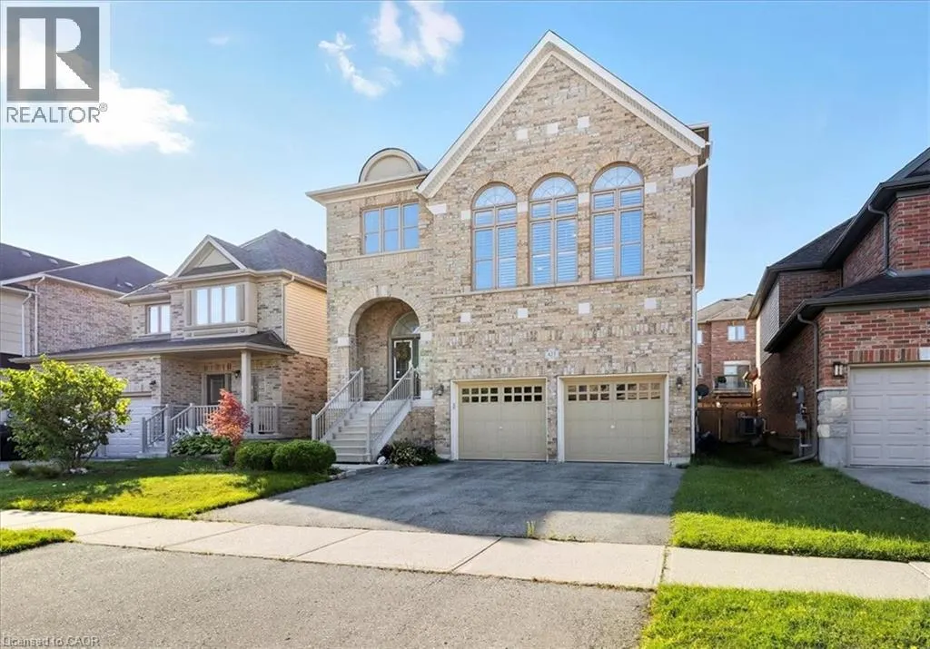 425 RIDEAU RIVER Street