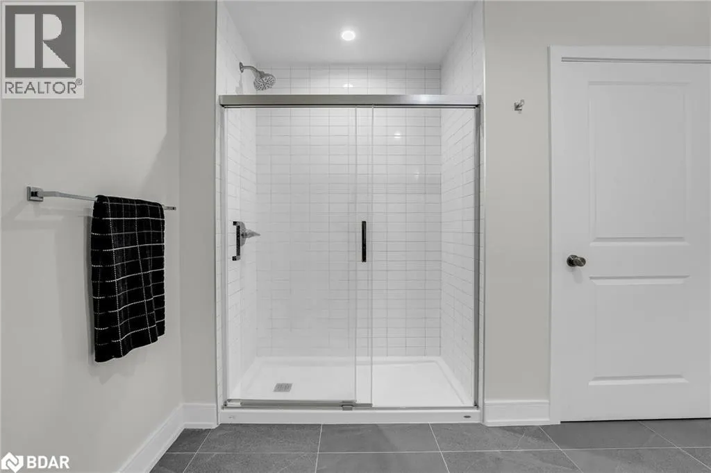 121 MARY Street Unit# 211, #211