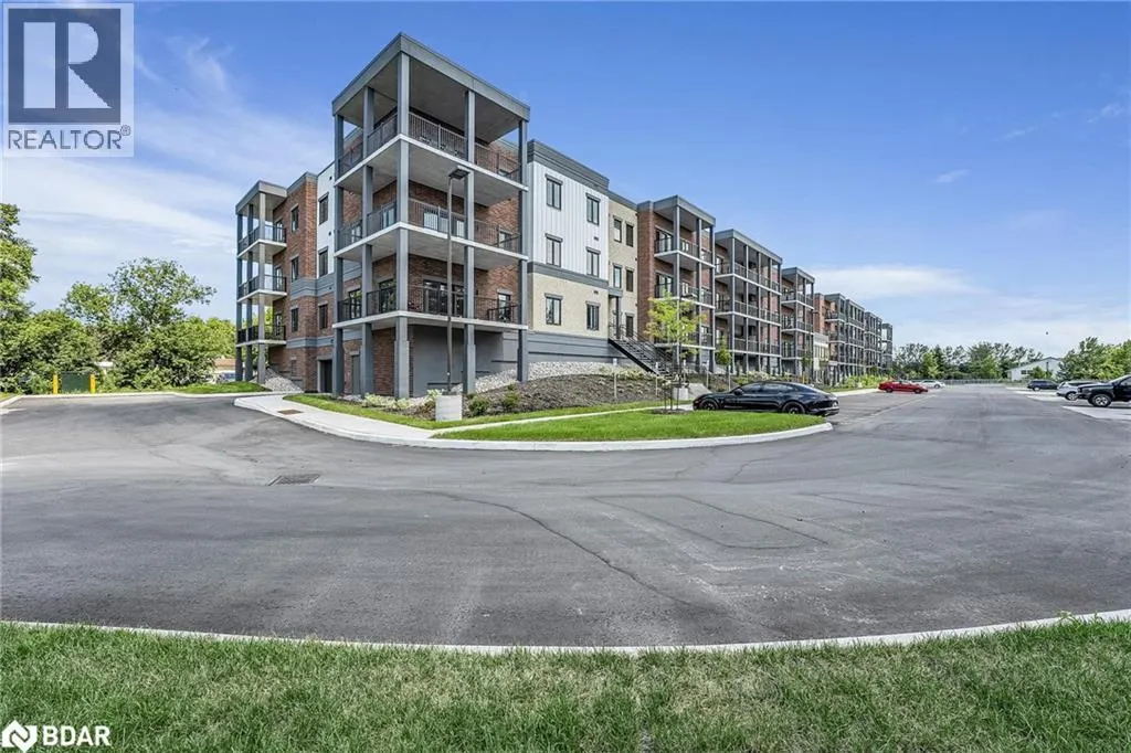 121 MARY Street Unit# 211, #211