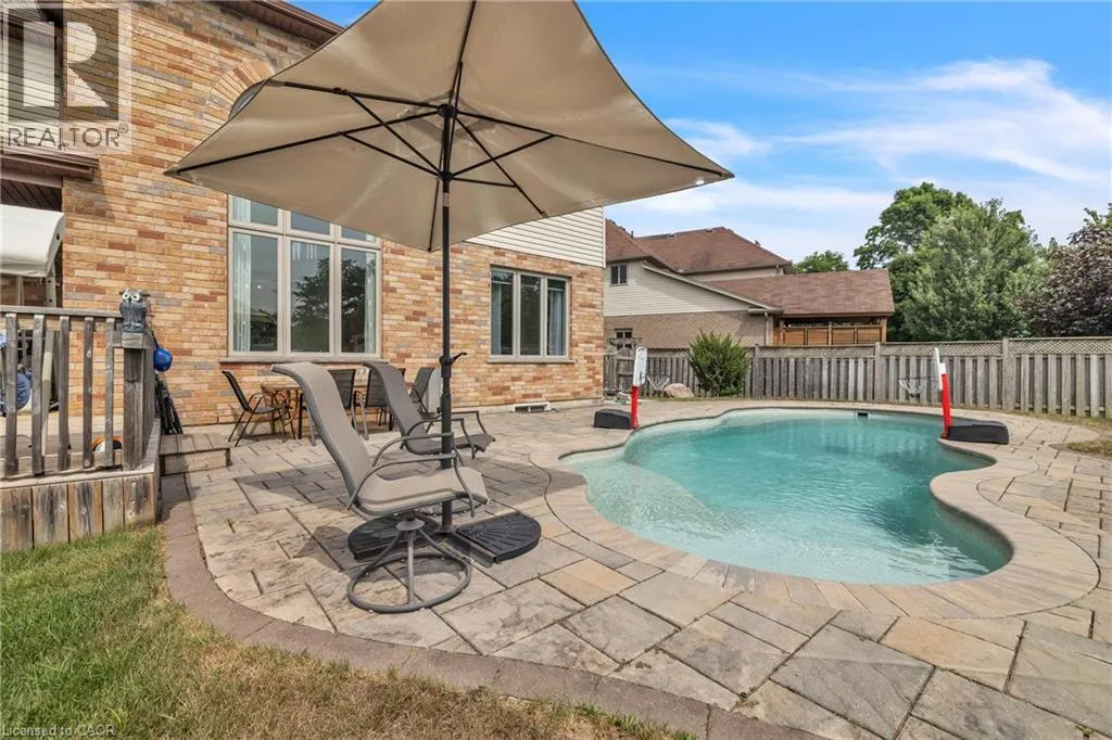 10 WESTVIEW Court
