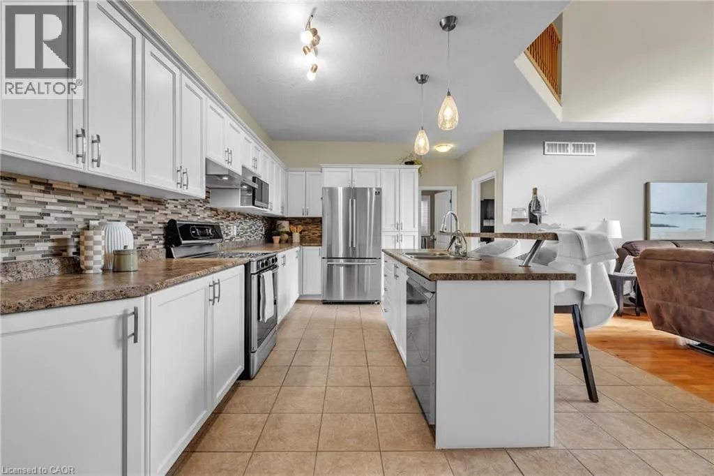 10 WESTVIEW Court