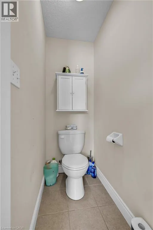 10 WESTVIEW Court