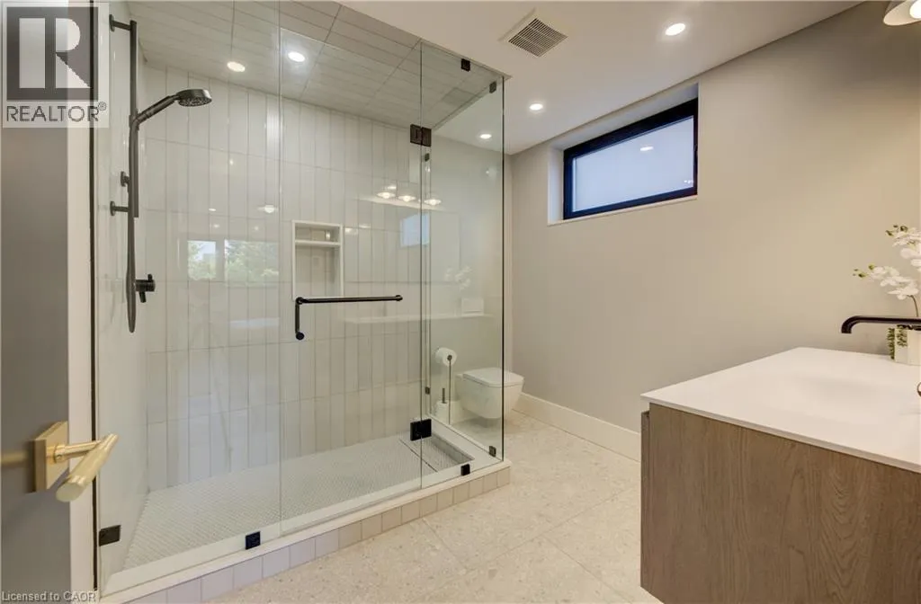 118 RIVER RUN Road