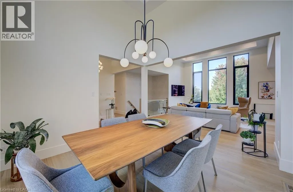 118 RIVER RUN Road