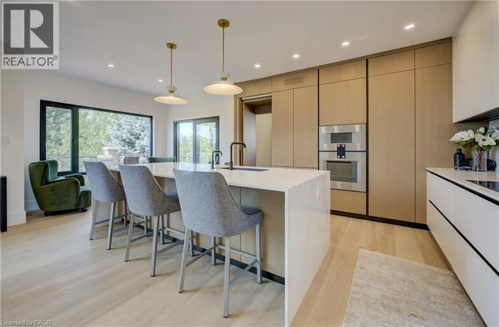 118 RIVER RUN Road