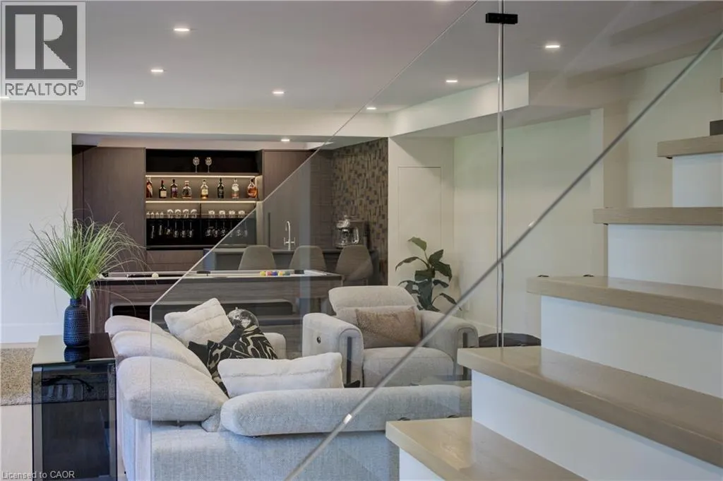 118 RIVER RUN Road