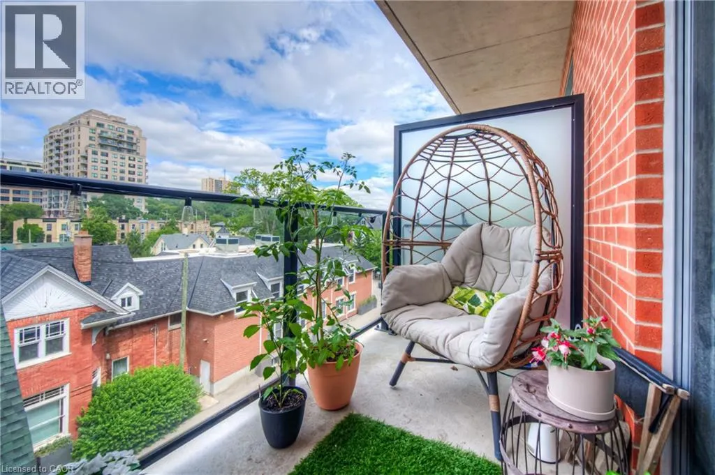 399 QUEEN Street S Unit# 418, #418