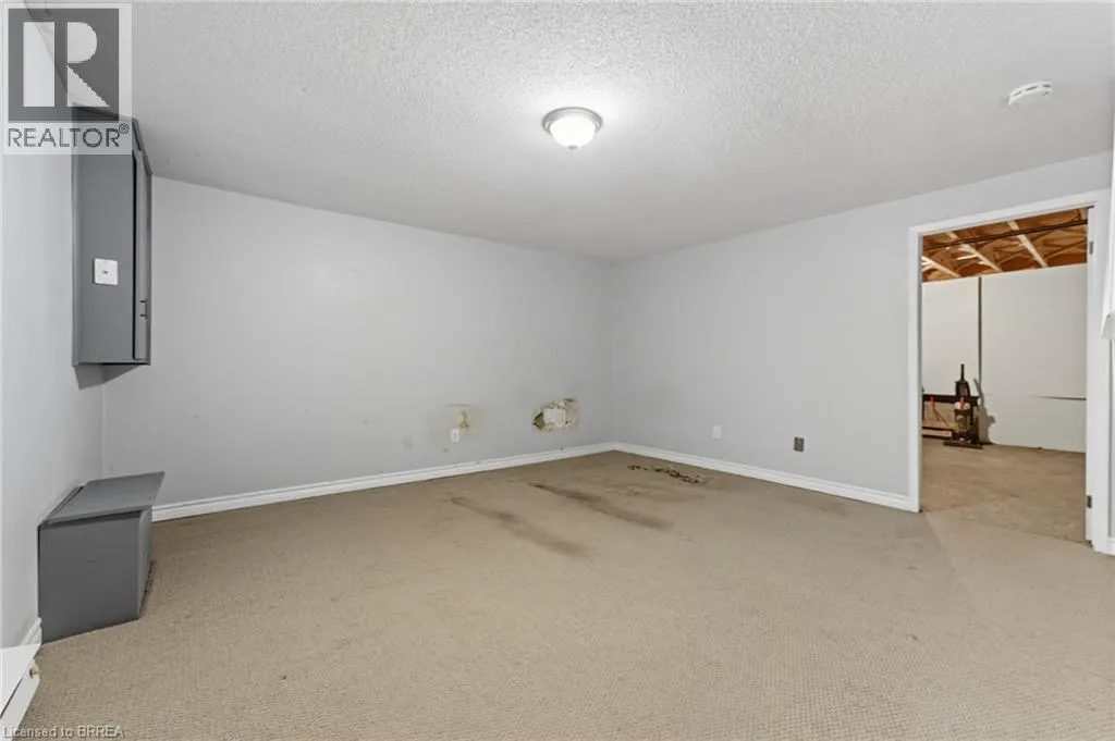 366 SPRINGBANK Avenue Unit# 2, #2