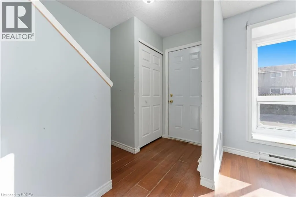 366 SPRINGBANK Avenue Unit# 2, #2