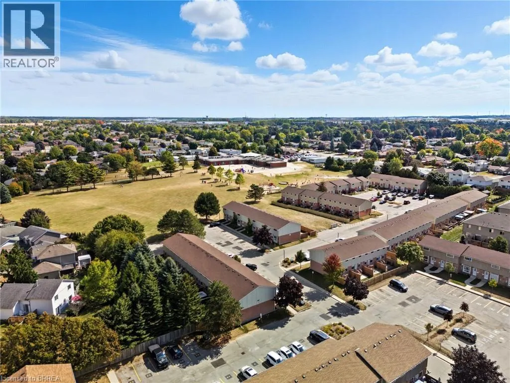 386 SPRINGBANK Avenue Unit# 2, #2