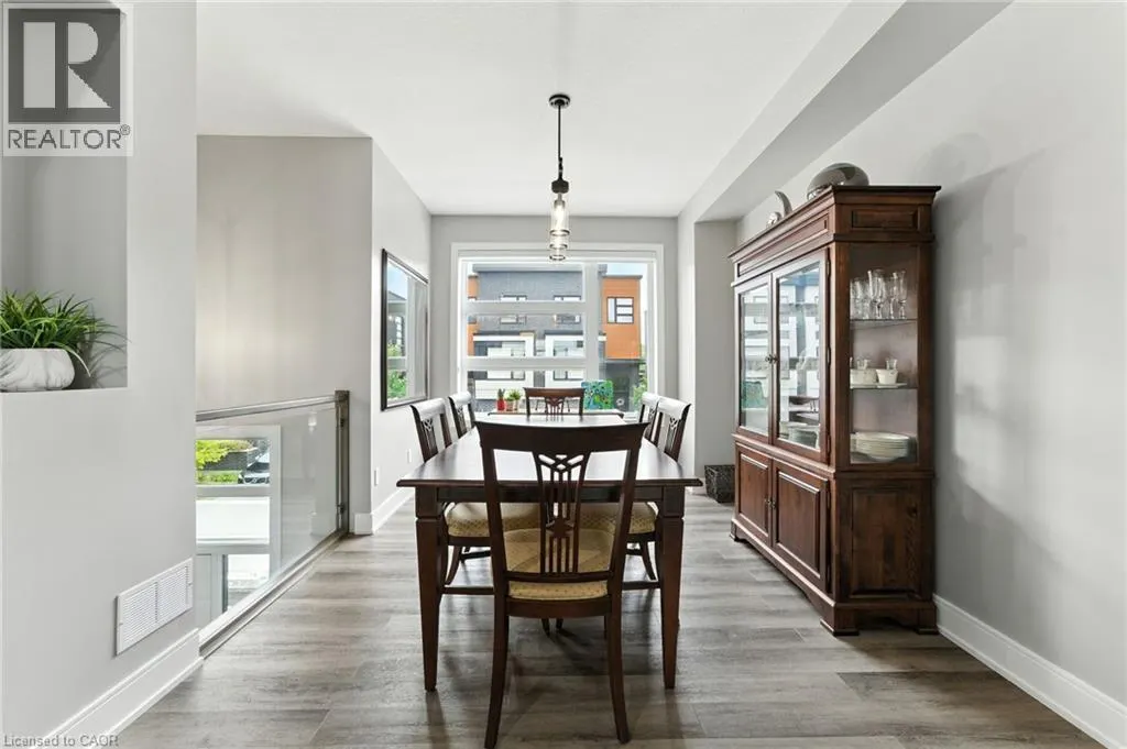 60 ARKELL Road Unit# 33, #33